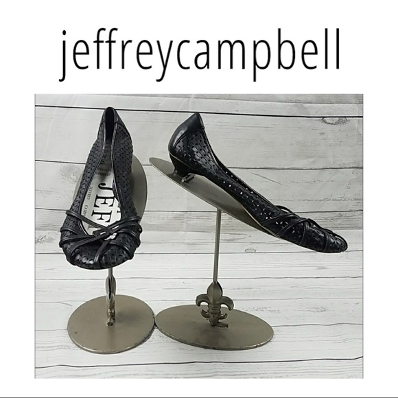 Jeffrey Campbell Shoes - Jeffrey Campbell Flats Size 9